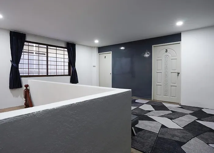 Number 8 Poolvilla Villa Bangkok