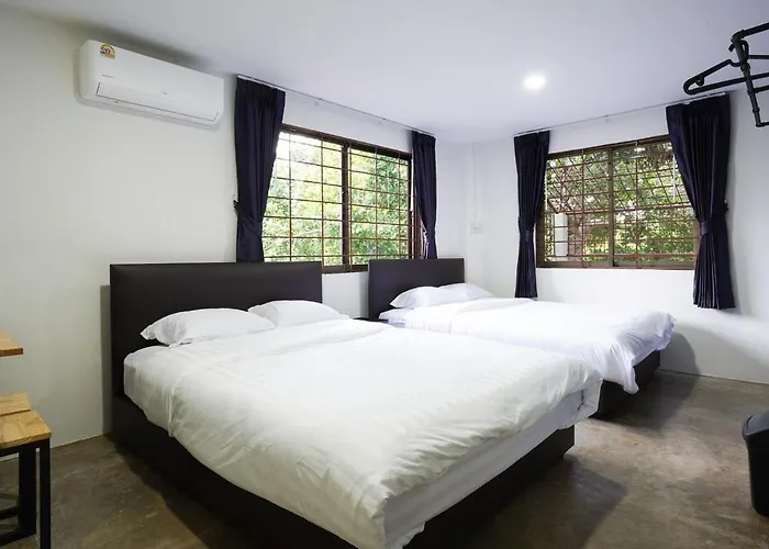 Number 8 Poolvilla Bangkok