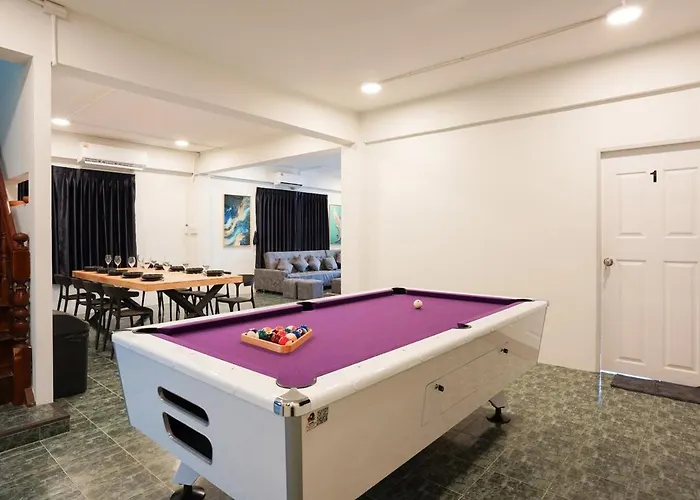 Number 8 Poolvilla
